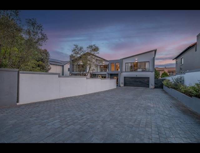 4 BEDROOM HOUSE FOR SALE IN MIDLANDS ESTATE